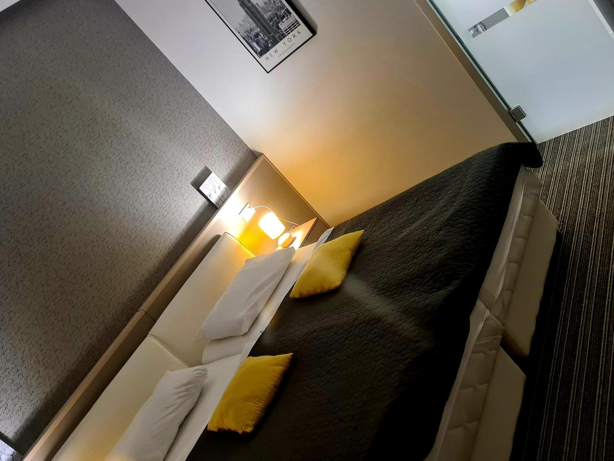 BoNiToS, SOBE-ROOMS Slavonski Brod Zimmer foto